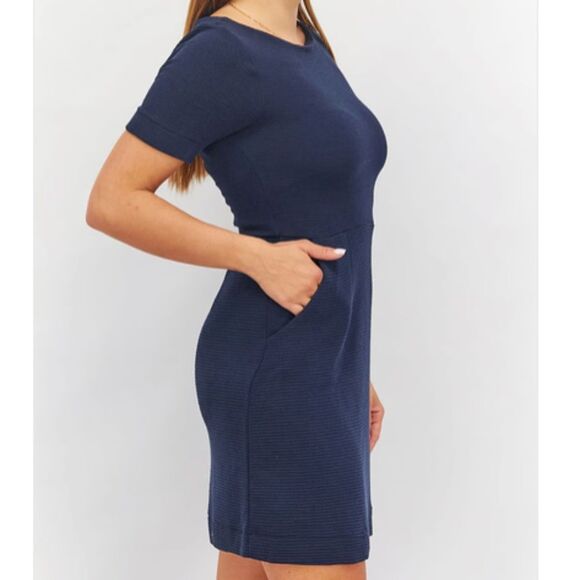 French Connection Short Sleeve Navy Blue Dress With Pockets Size 2 - Picture 2 of 8